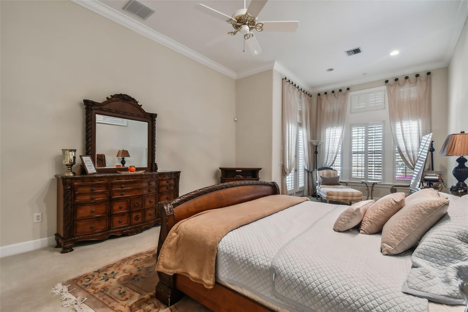 SIGNATURE ESTATES - Residential