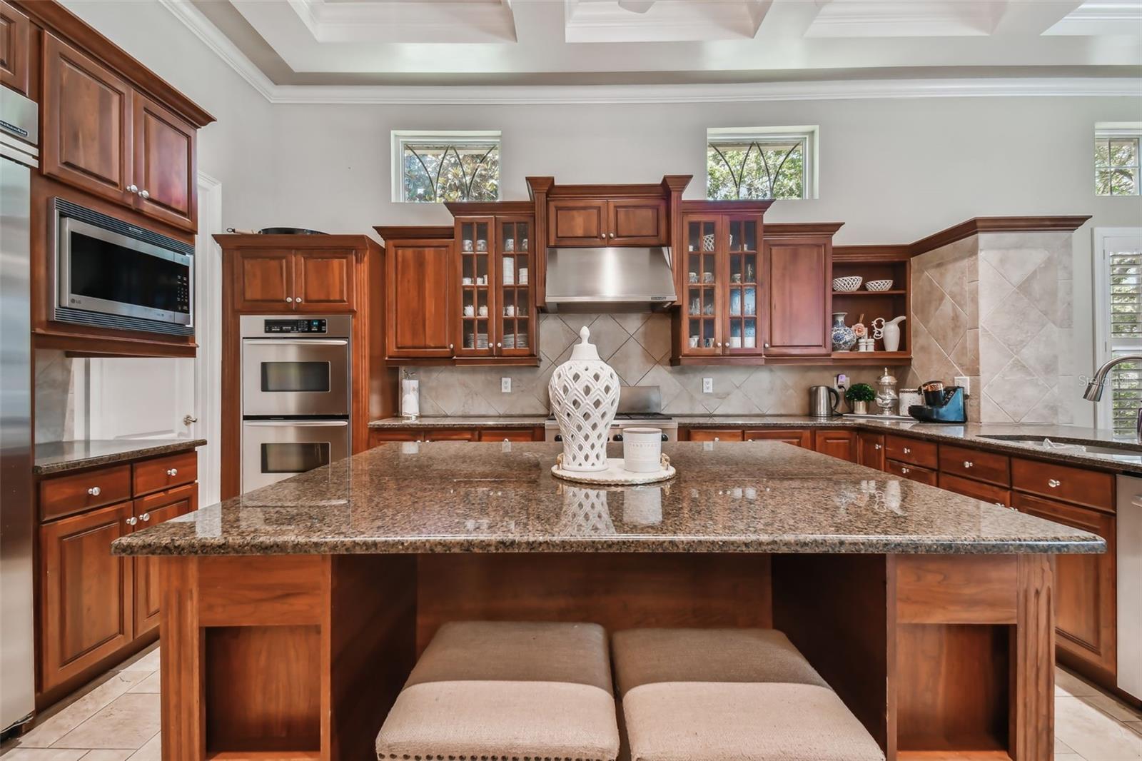 SIGNATURE ESTATES - Residential