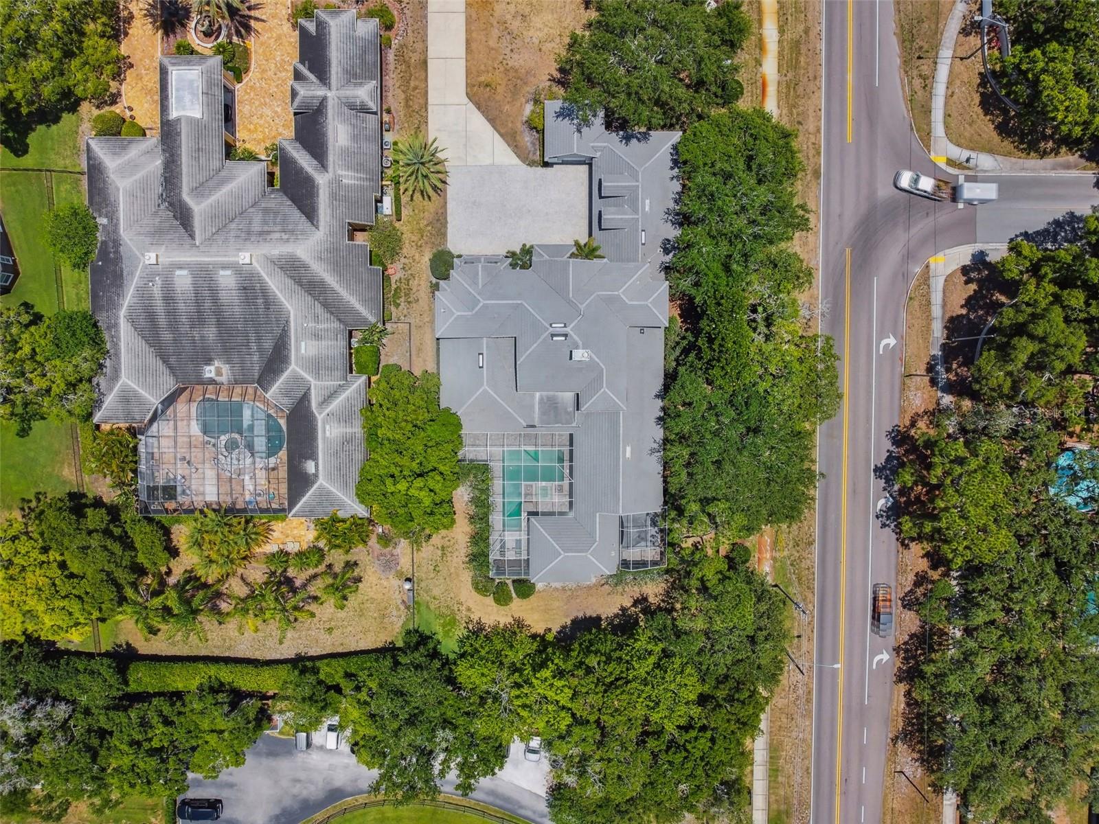 SIGNATURE ESTATES - Residential