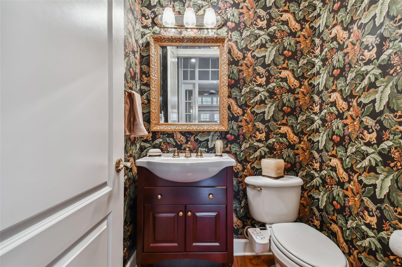 SIGNATURE ESTATES - Residential