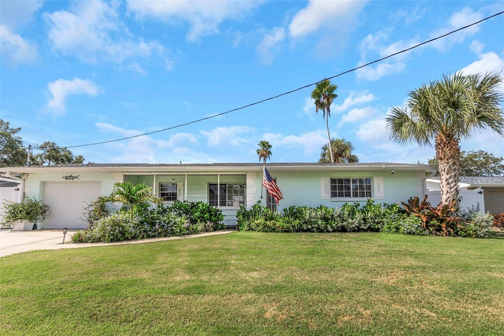 Photo of 1071 Suemar Road, Dunedin, FL 34698 (MLS # TB8551655)