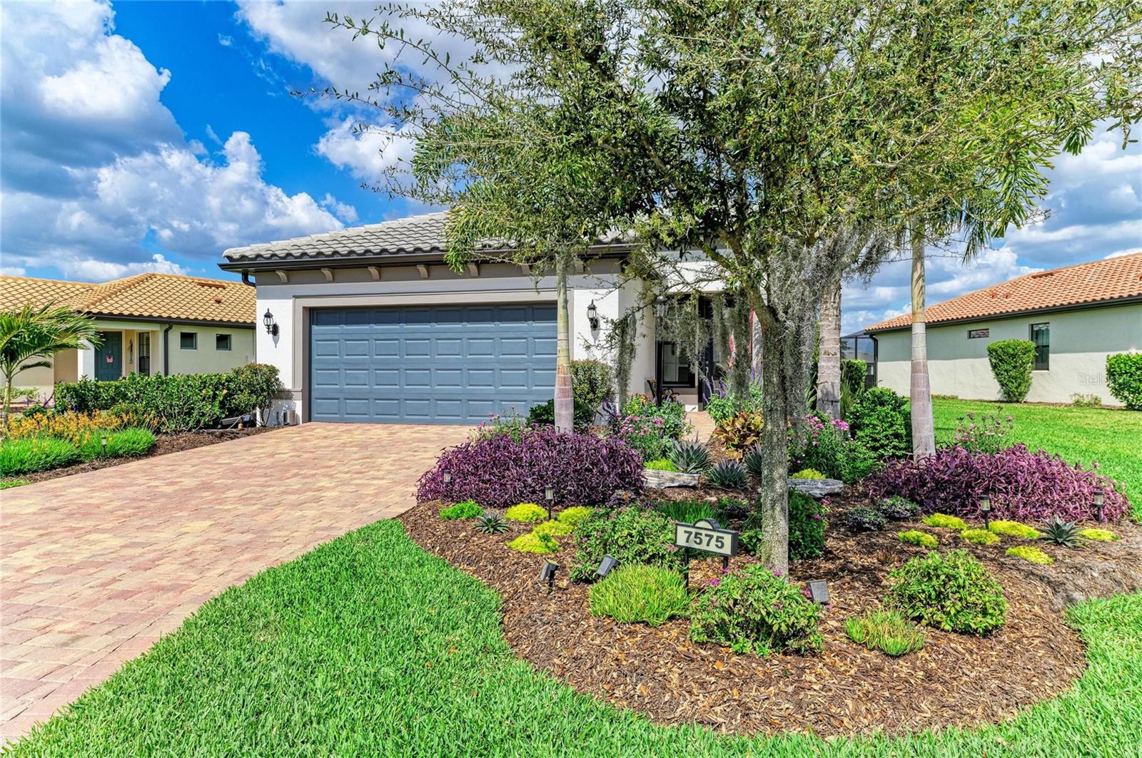 DEL WEBB AT LAKEWOOD RANCH - Residential
