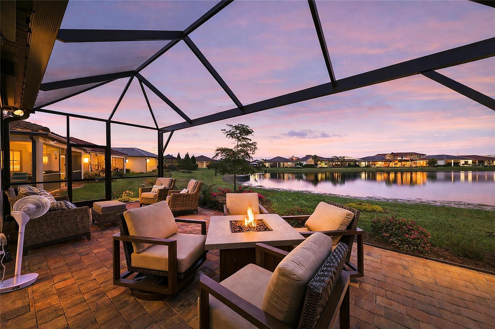 7575 SUMMERLAND COVE