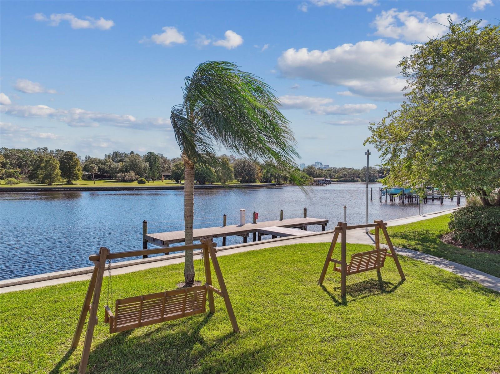 THE MARINA CLUB OF TAMPA A CON - Residential
