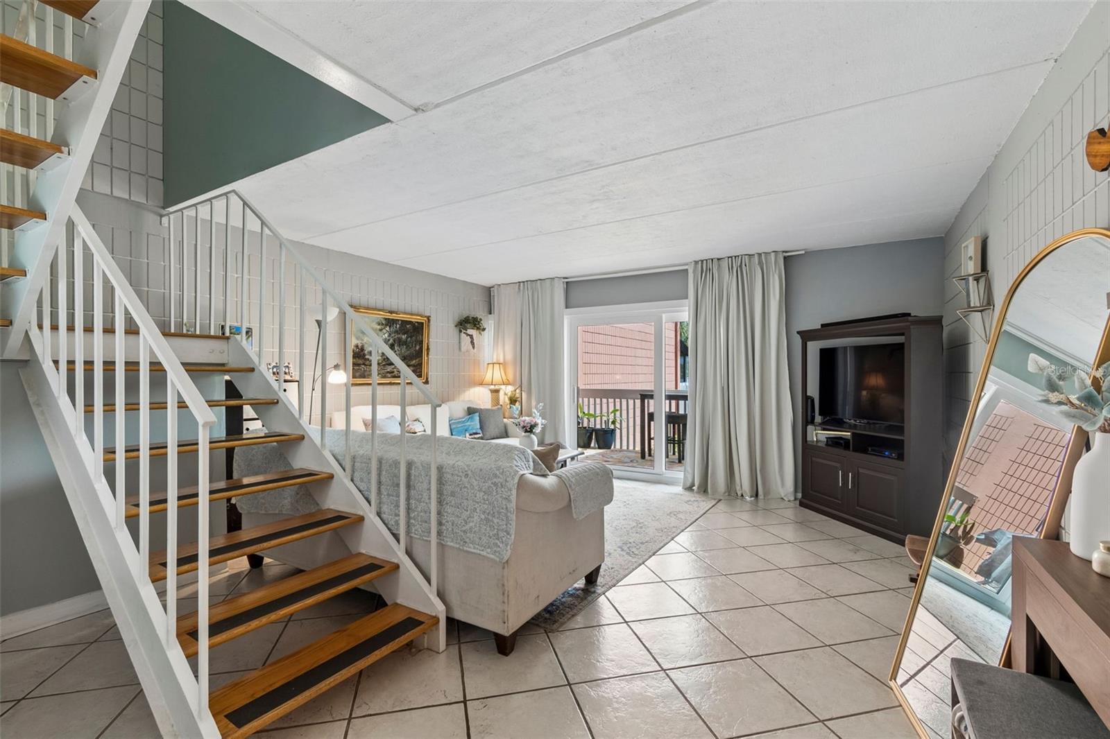 THE MARINA CLUB OF TAMPA A CON - Residential
