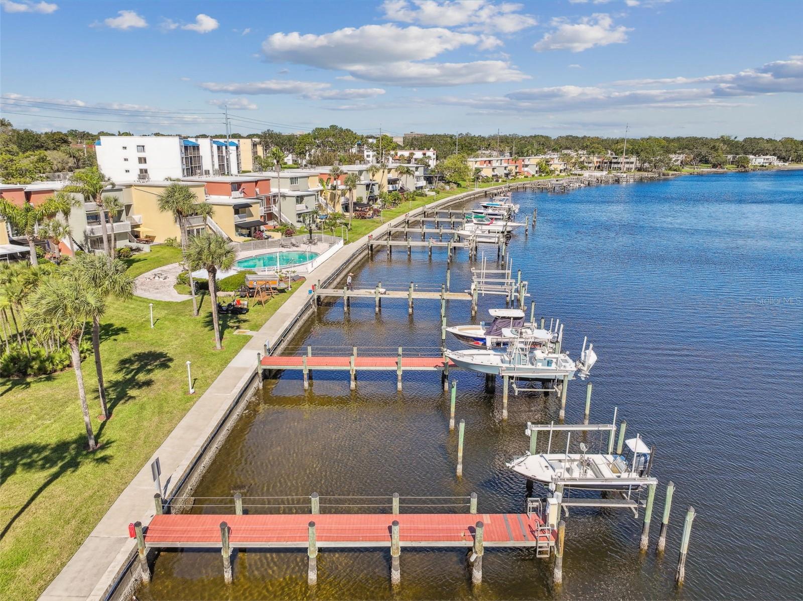 THE MARINA CLUB OF TAMPA A CON - Residential