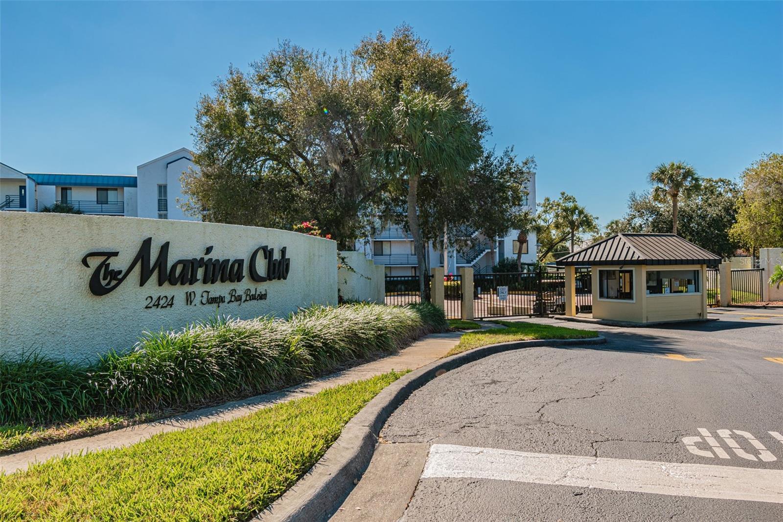 THE MARINA CLUB OF TAMPA A CON - Residential
