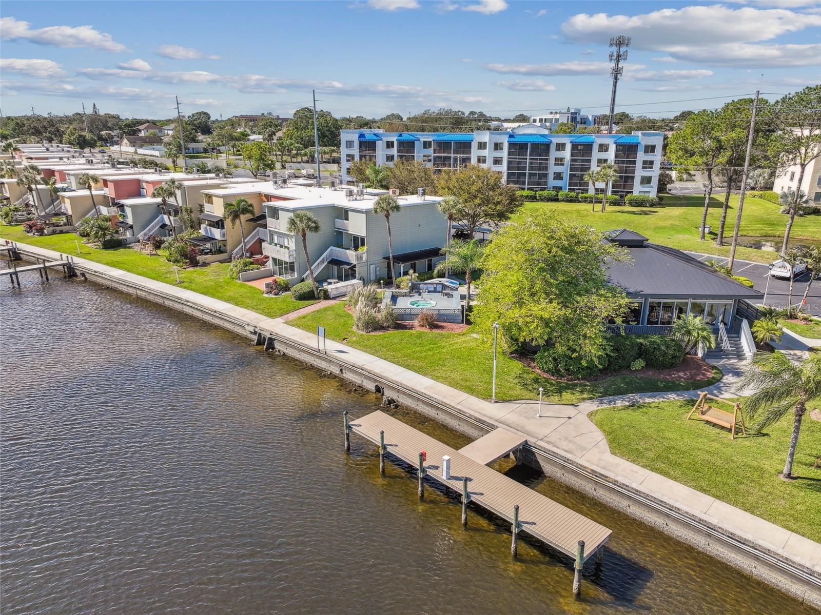 THE MARINA CLUB OF TAMPA A CON - Residential