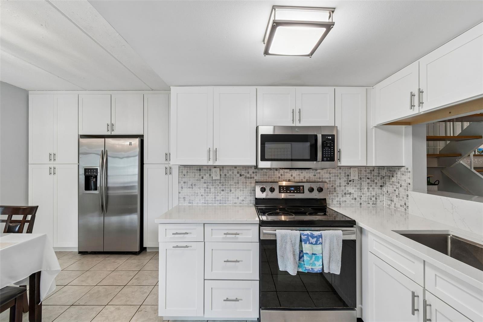 THE MARINA CLUB OF TAMPA A CON - Residential