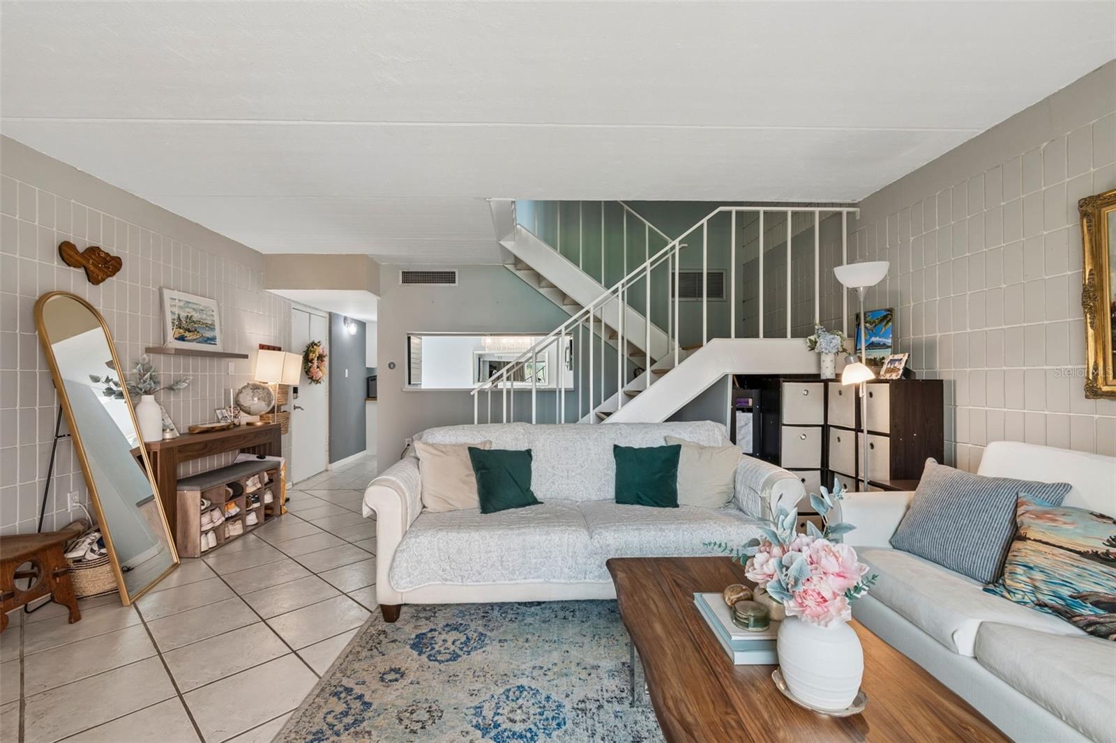 THE MARINA CLUB OF TAMPA A CON - Residential