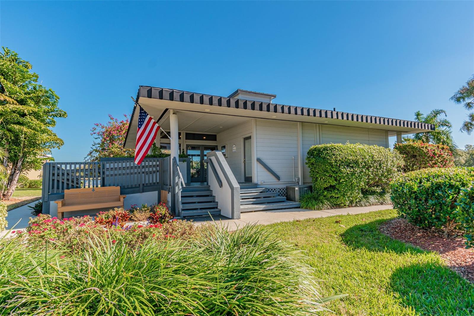 THE MARINA CLUB OF TAMPA A CON - Residential