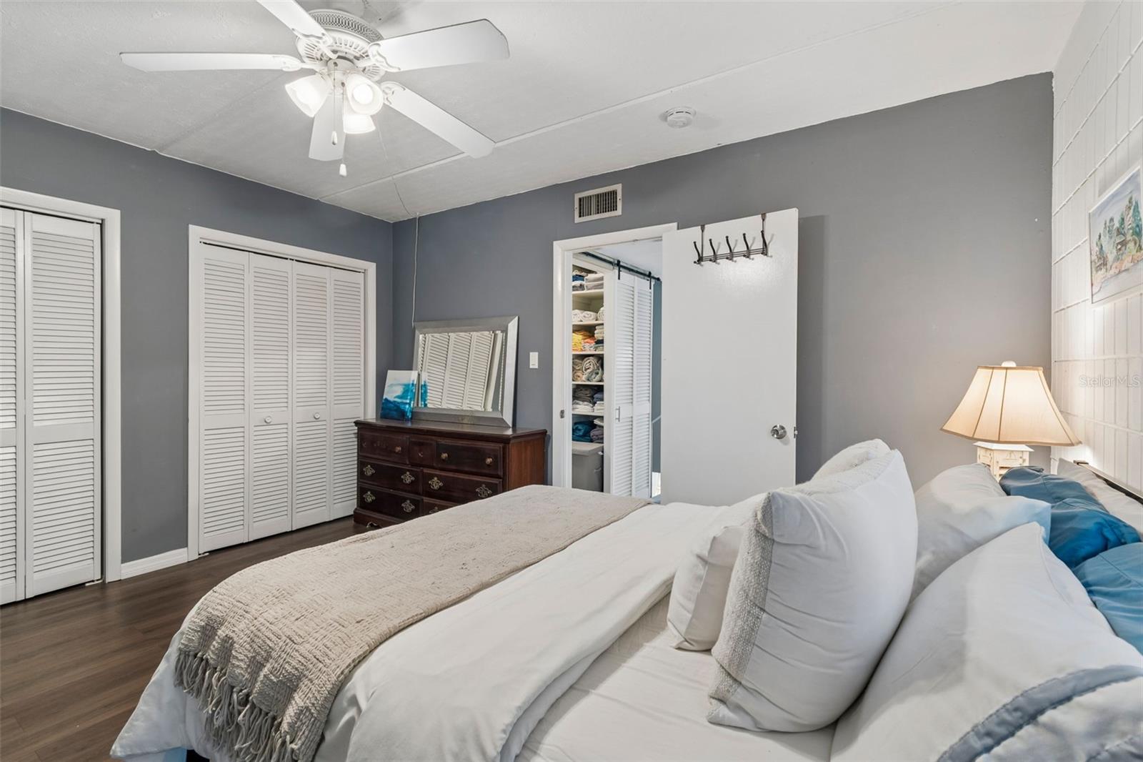 THE MARINA CLUB OF TAMPA A CON - Residential