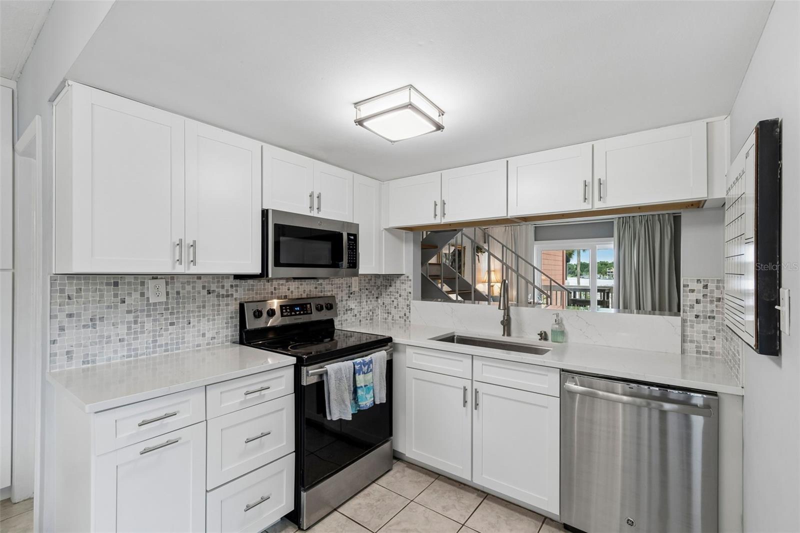 THE MARINA CLUB OF TAMPA A CON - Residential