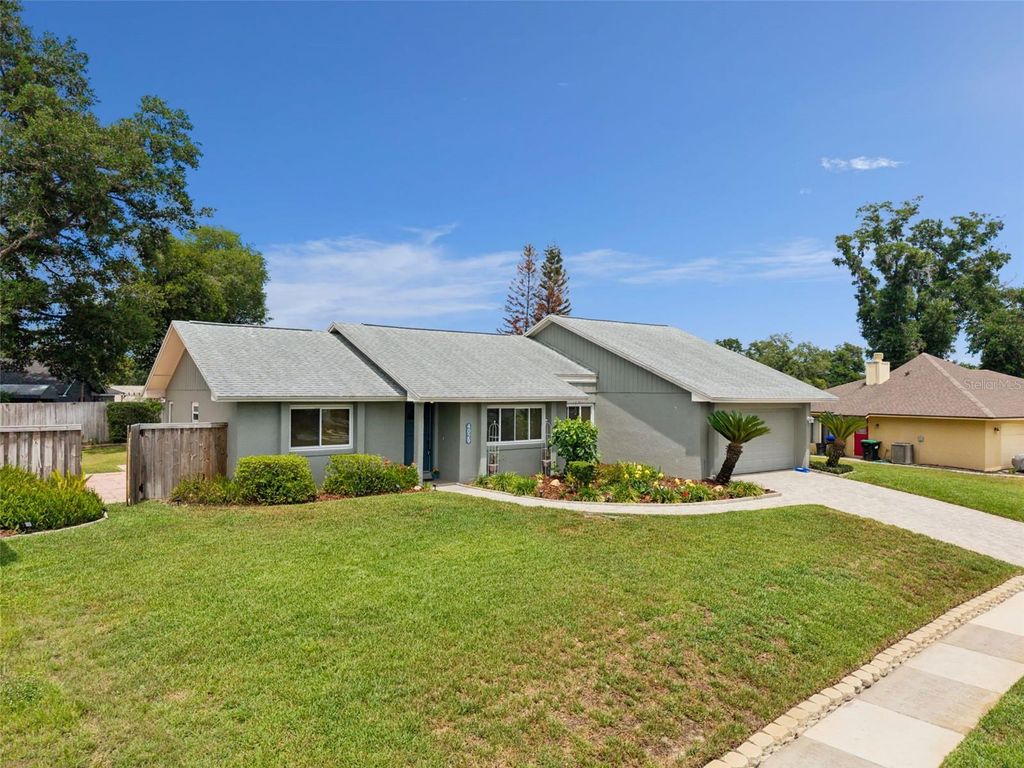 Photo of 4029 Foothills Drive, Orlando, FL 32810 (MLS # O6406043)
