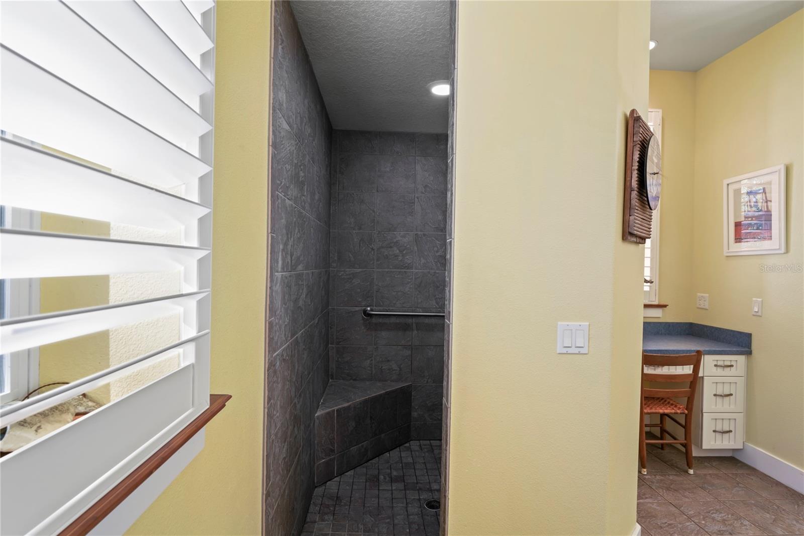 RIVERDALE SEC 2 - Residential