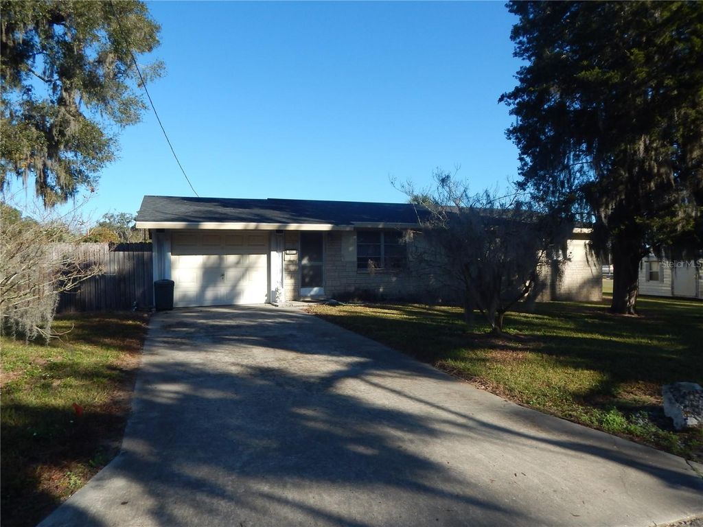 Photo of 38011 Dixie Avenue, Dade City, FL 33525 (MLS # TB8459262)