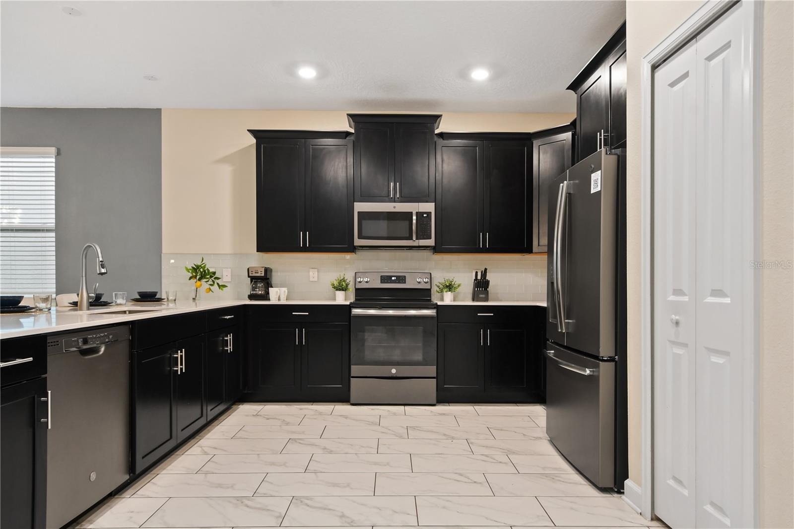 4547 NARRATIVE LANE
