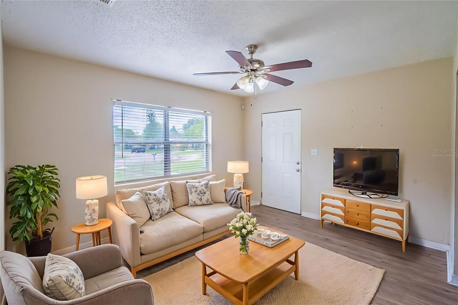 LAKE LAWNE SHORES - Residential