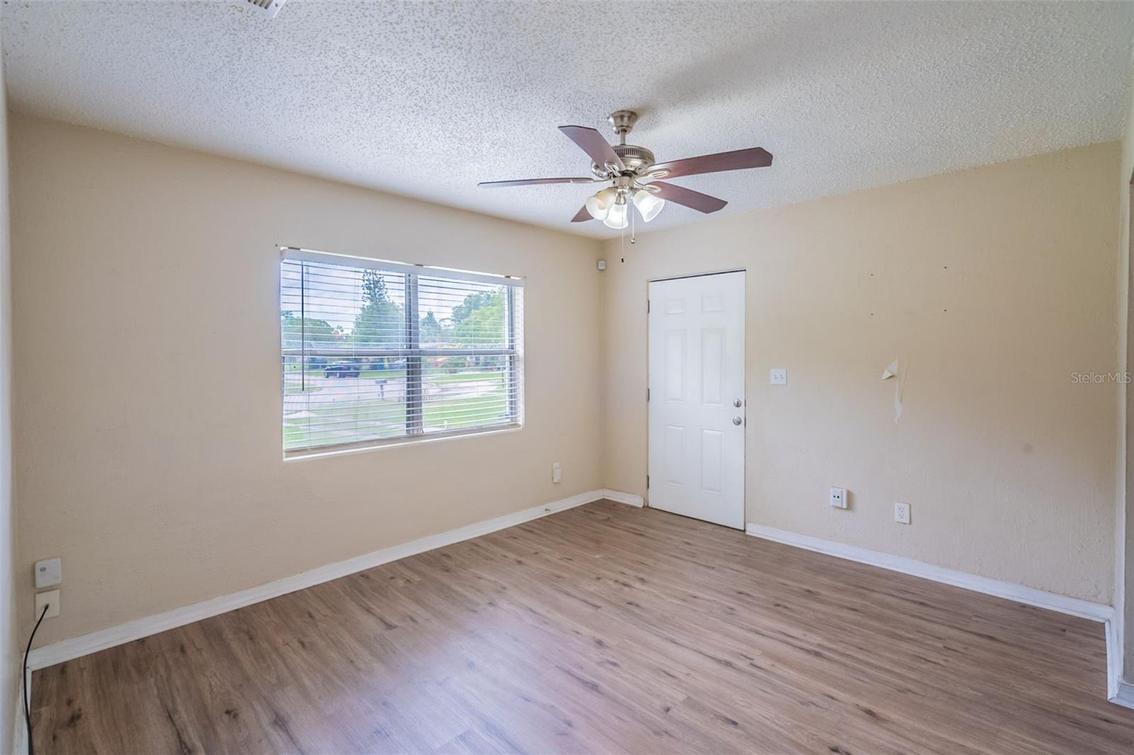 LAKE LAWNE SHORES - Residential