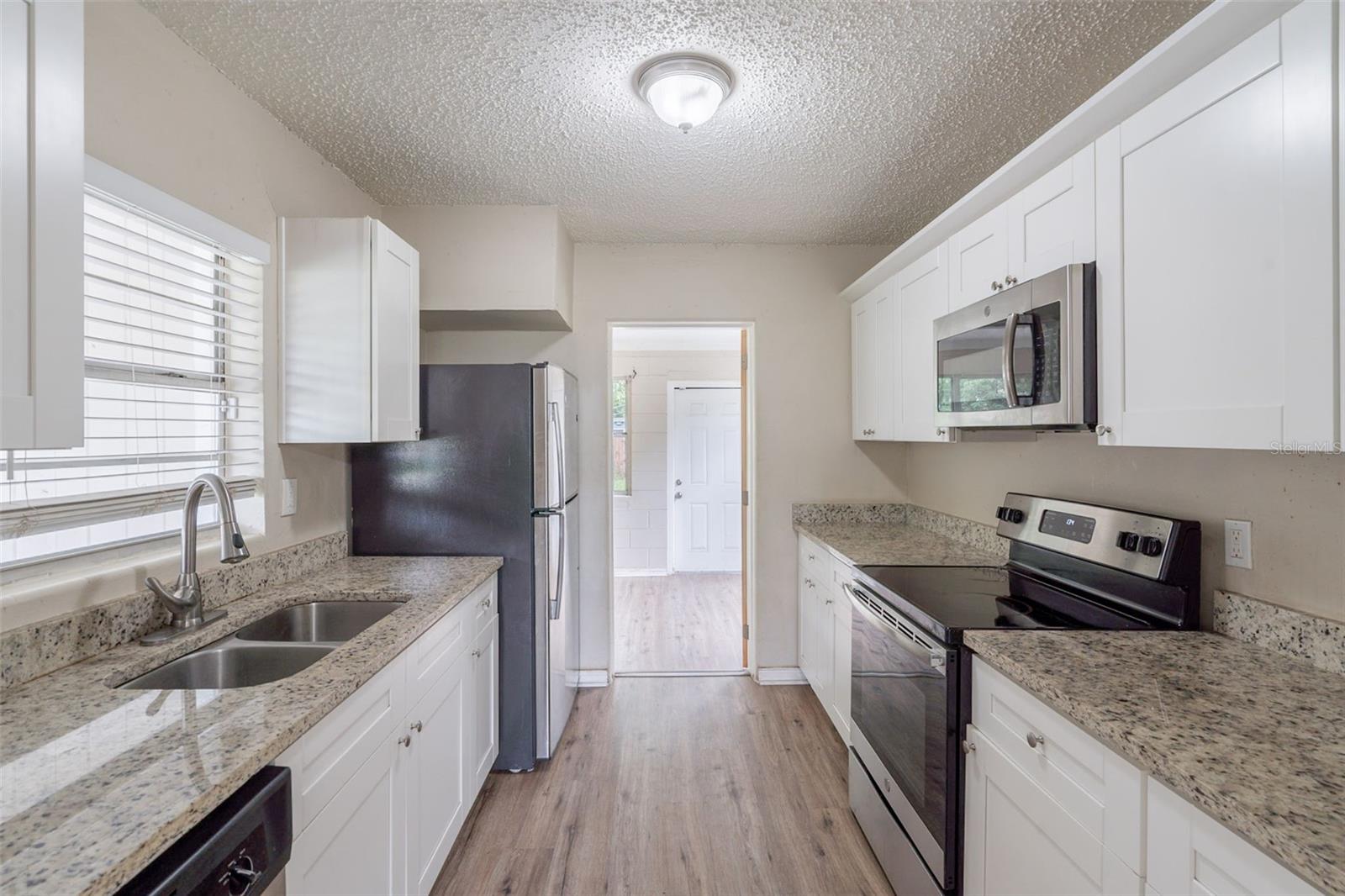 LAKE LAWNE SHORES - Residential