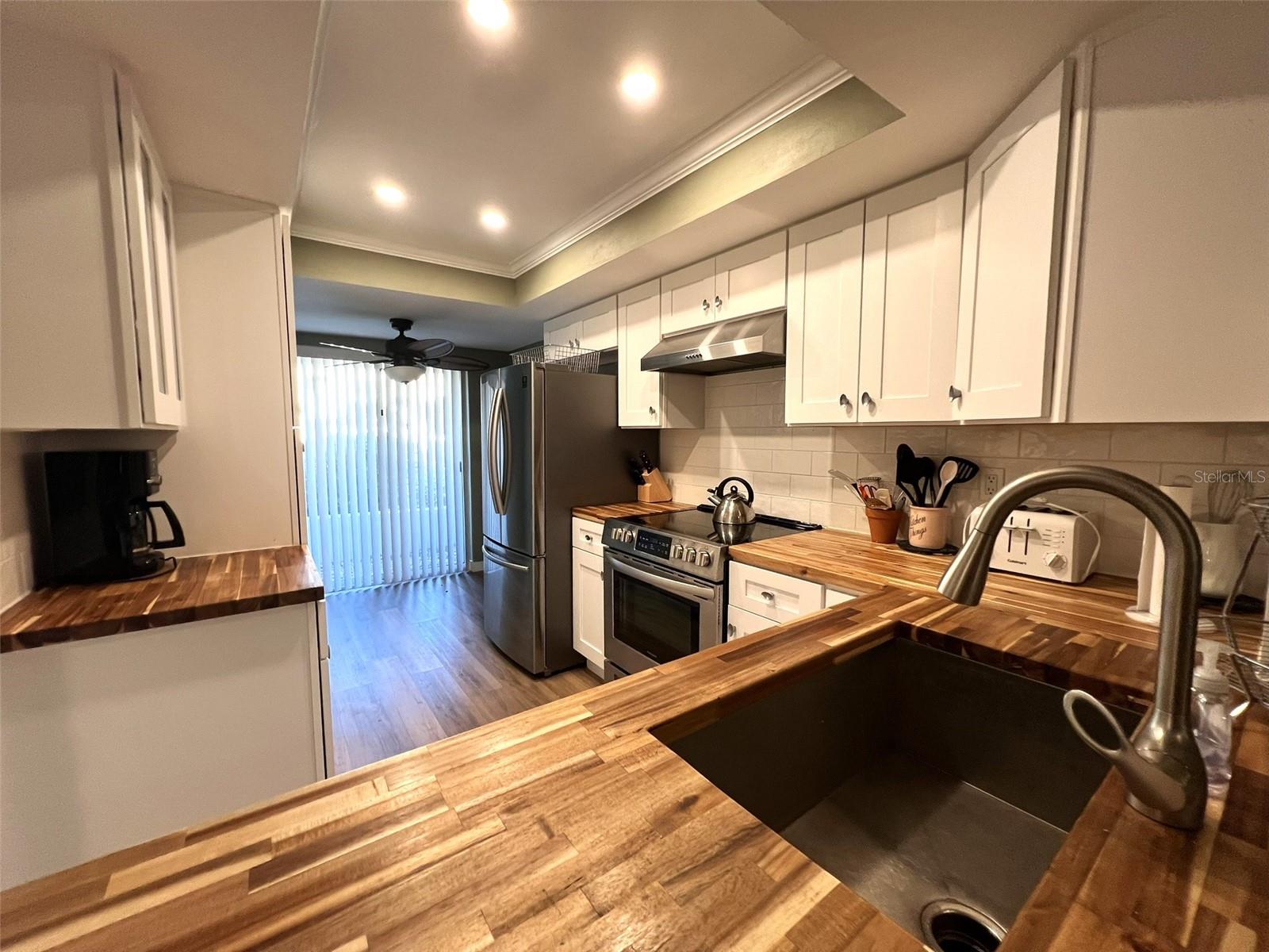 WEDGEWOOD LAKE - Residential Lease