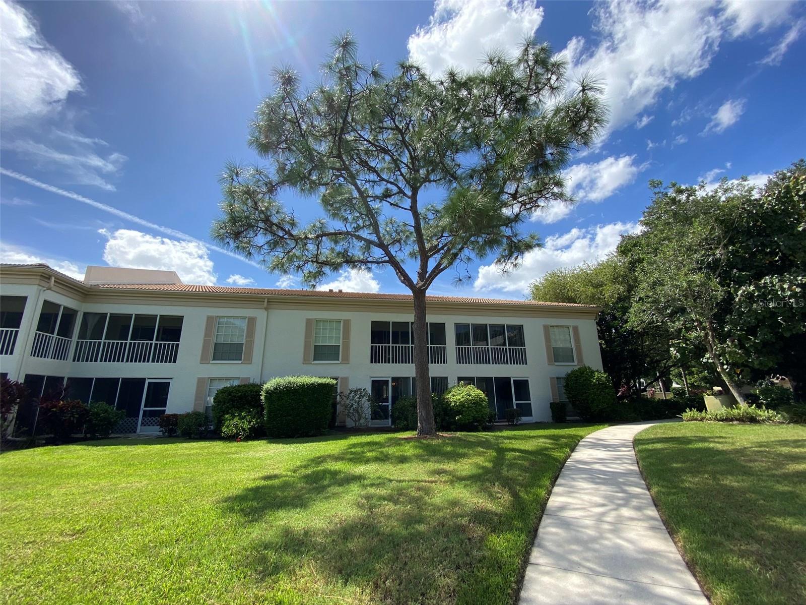 WEDGEWOOD LAKE - Residential Lease