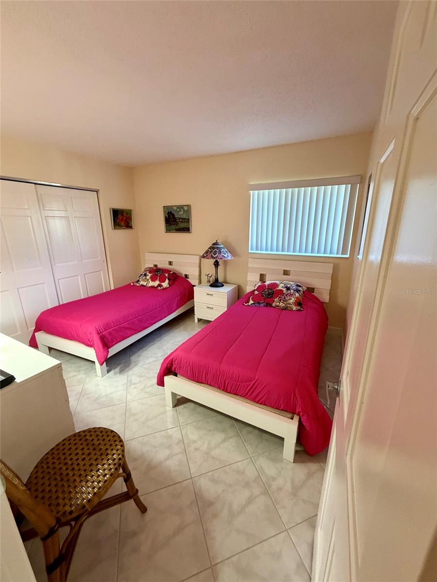 LA COTE CONDO - Residential