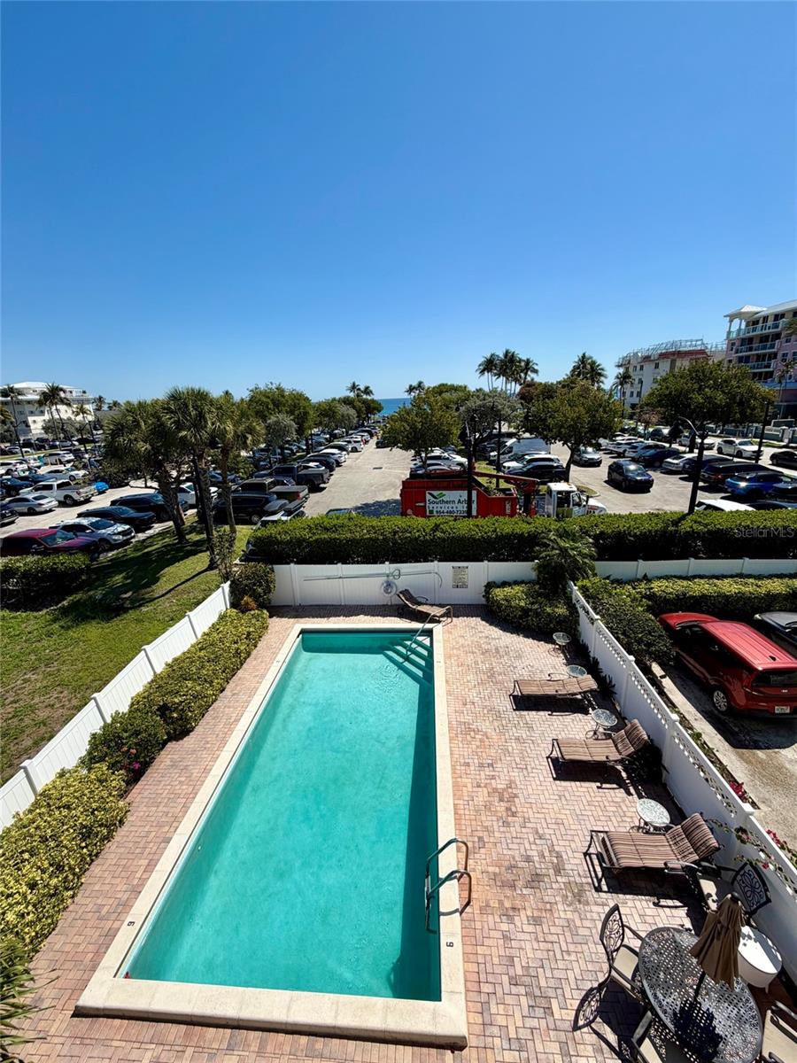 180 SE 20TH AVENUE 303