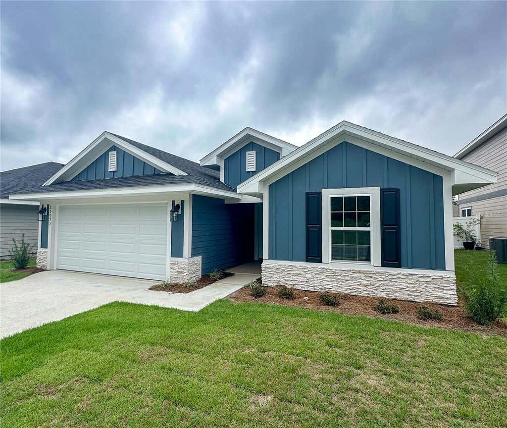 Photo of 16780 NW 16780 NW 178th Ter, Alachua, FL 32615 (MLS # GC541362)