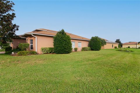 A home in WINTER HAVEN