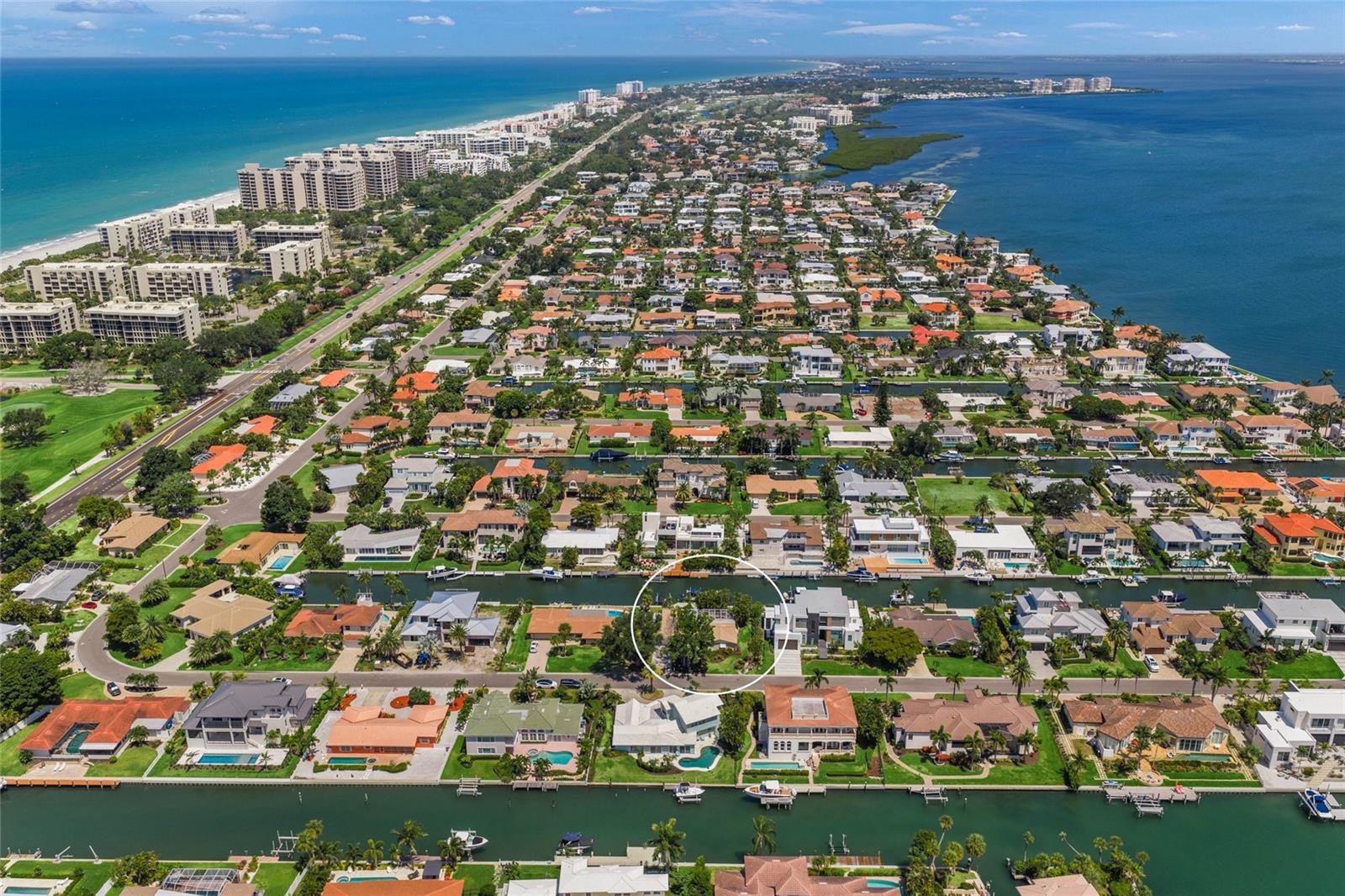 549 Halyard Ln, Longboat Key, FL, 34228, USA, 3 Bedrooms Bedrooms, ,2 BathroomsBathrooms,Residential,Active,549 Halyard Ln,A4696535
