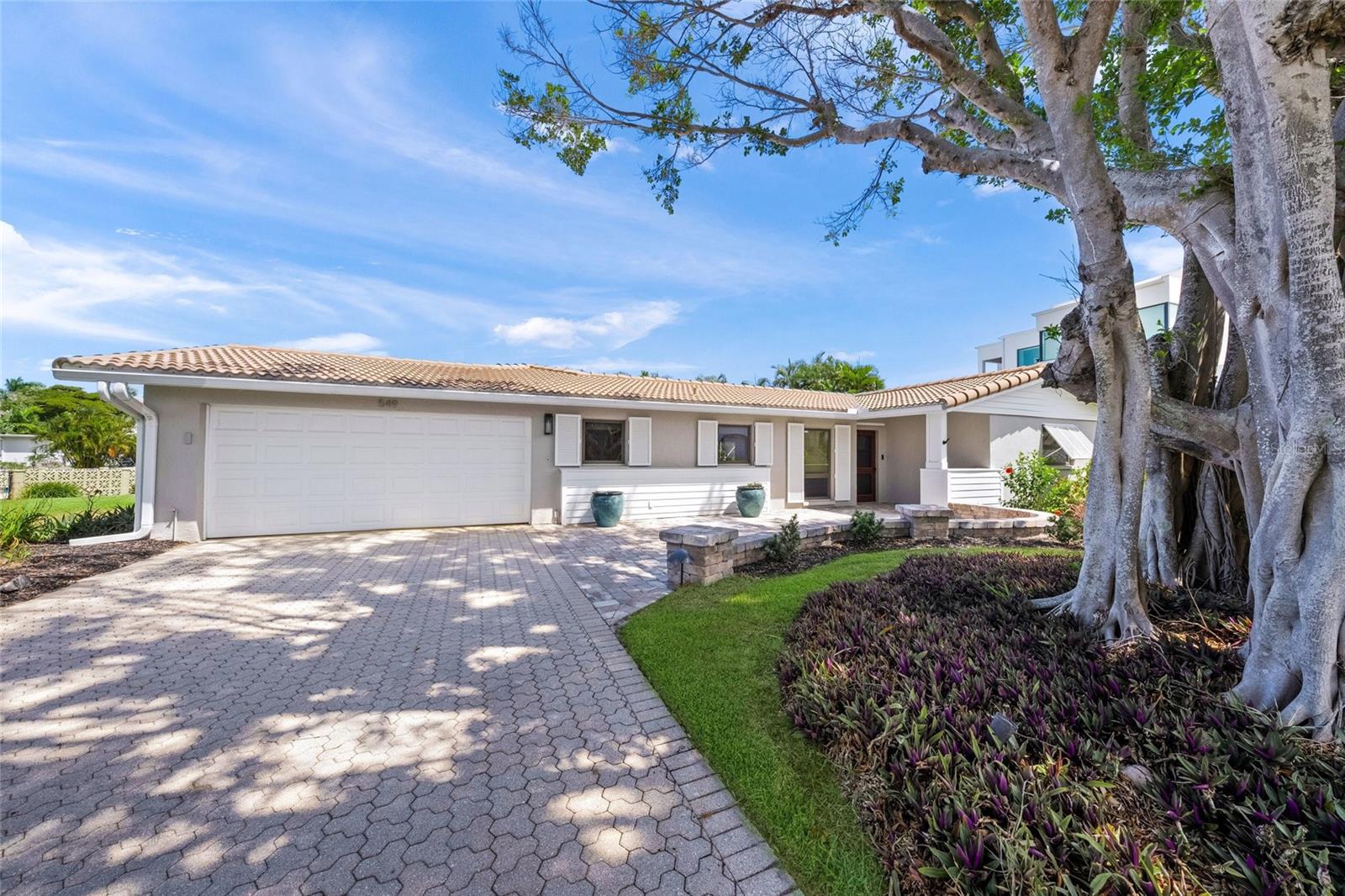 549 Halyard Ln, Longboat Key, FL, 34228, USA, 3 Bedrooms Bedrooms, ,2 BathroomsBathrooms,Residential,Active,549 Halyard Ln,A4696535