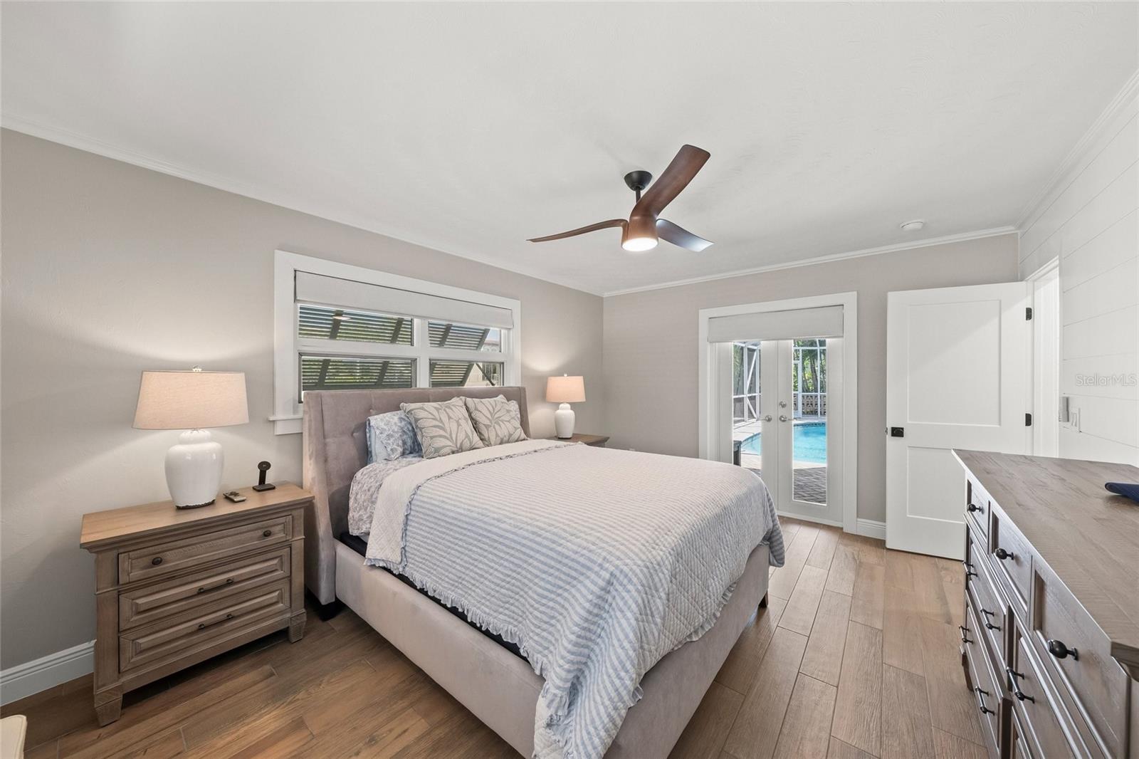 549 Halyard Ln, Longboat Key, FL, 34228, USA, 3 Bedrooms Bedrooms, ,2 BathroomsBathrooms,Residential,Active,549 Halyard Ln,A4696535