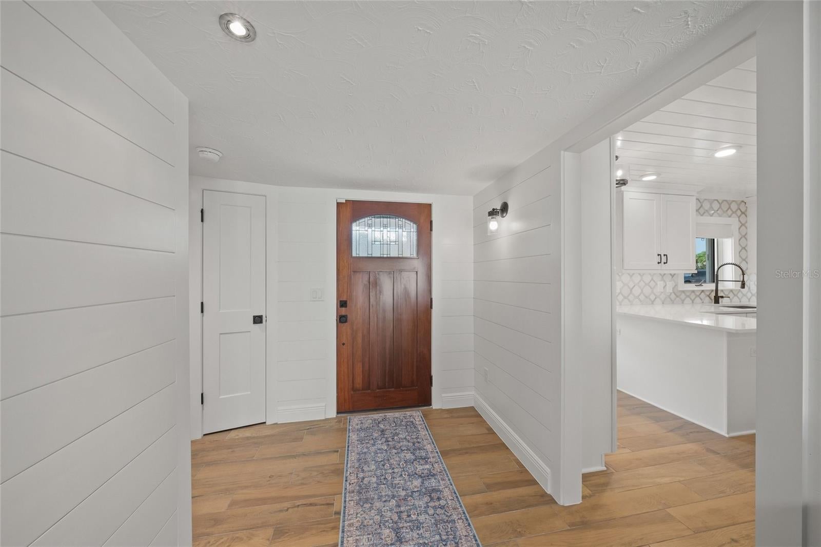549 Halyard Ln, Longboat Key, FL, 34228, USA, 3 Bedrooms Bedrooms, ,2 BathroomsBathrooms,Residential,Active,549 Halyard Ln,A4696535