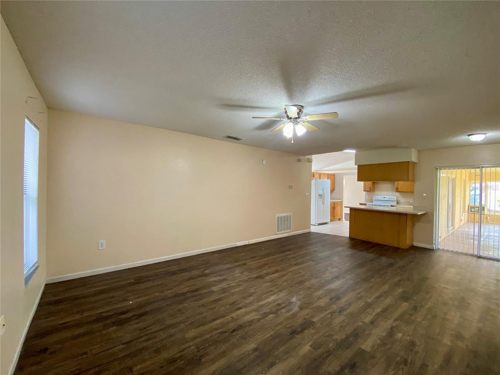 PINEHURST AT CYPRESS WOODS - Residential Lease