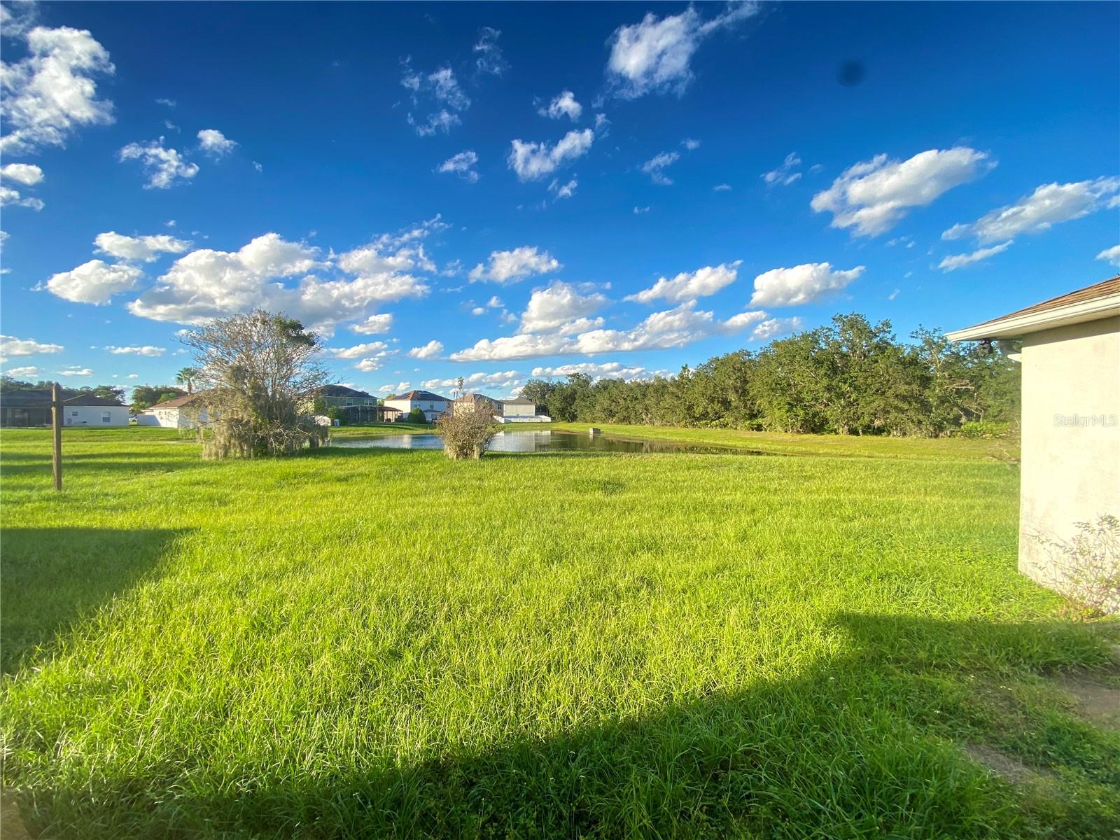 PINEHURST AT CYPRESS WOODS - Residential Lease