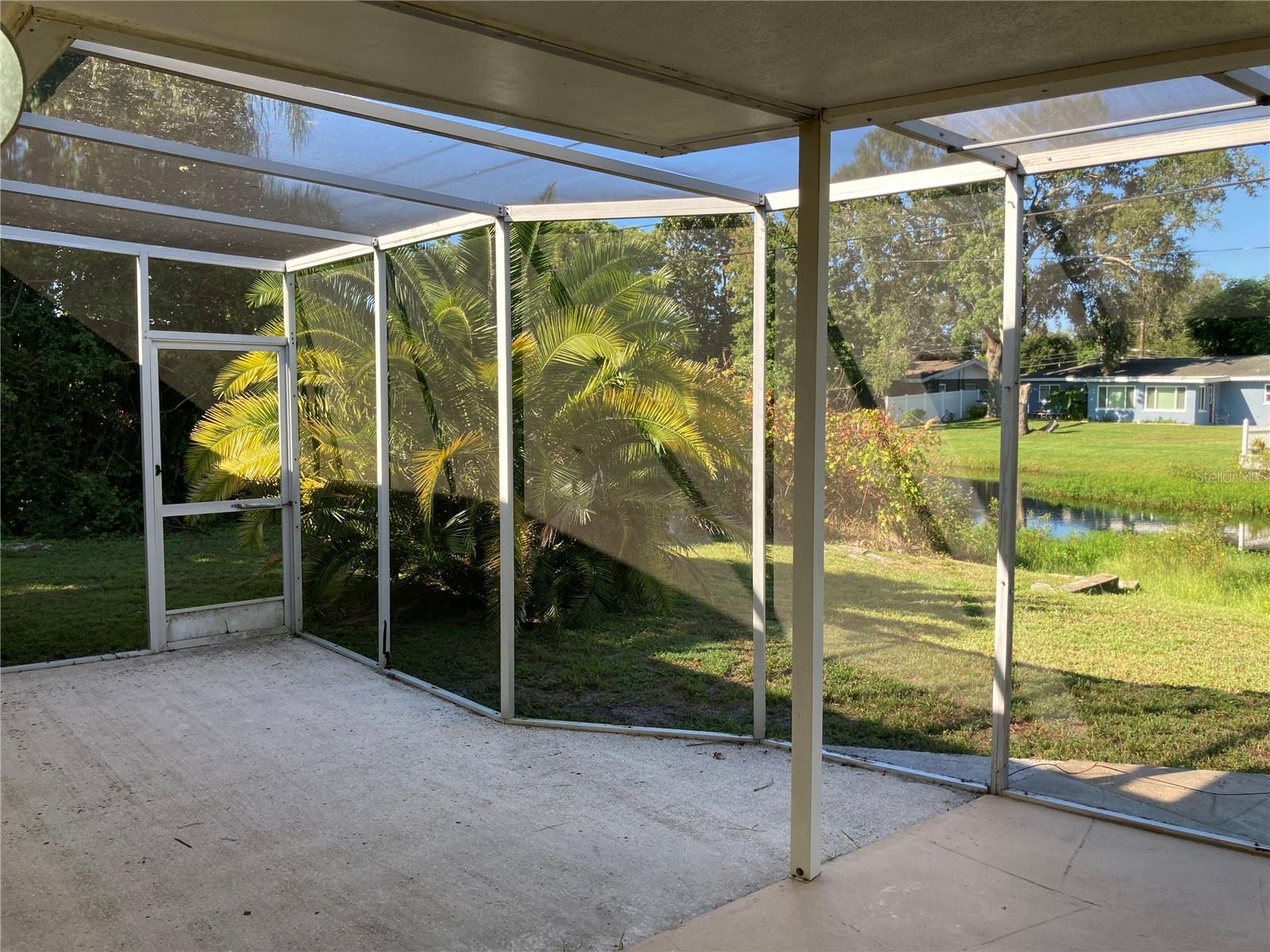 SUBURBAN ESTATES - Residential Lease