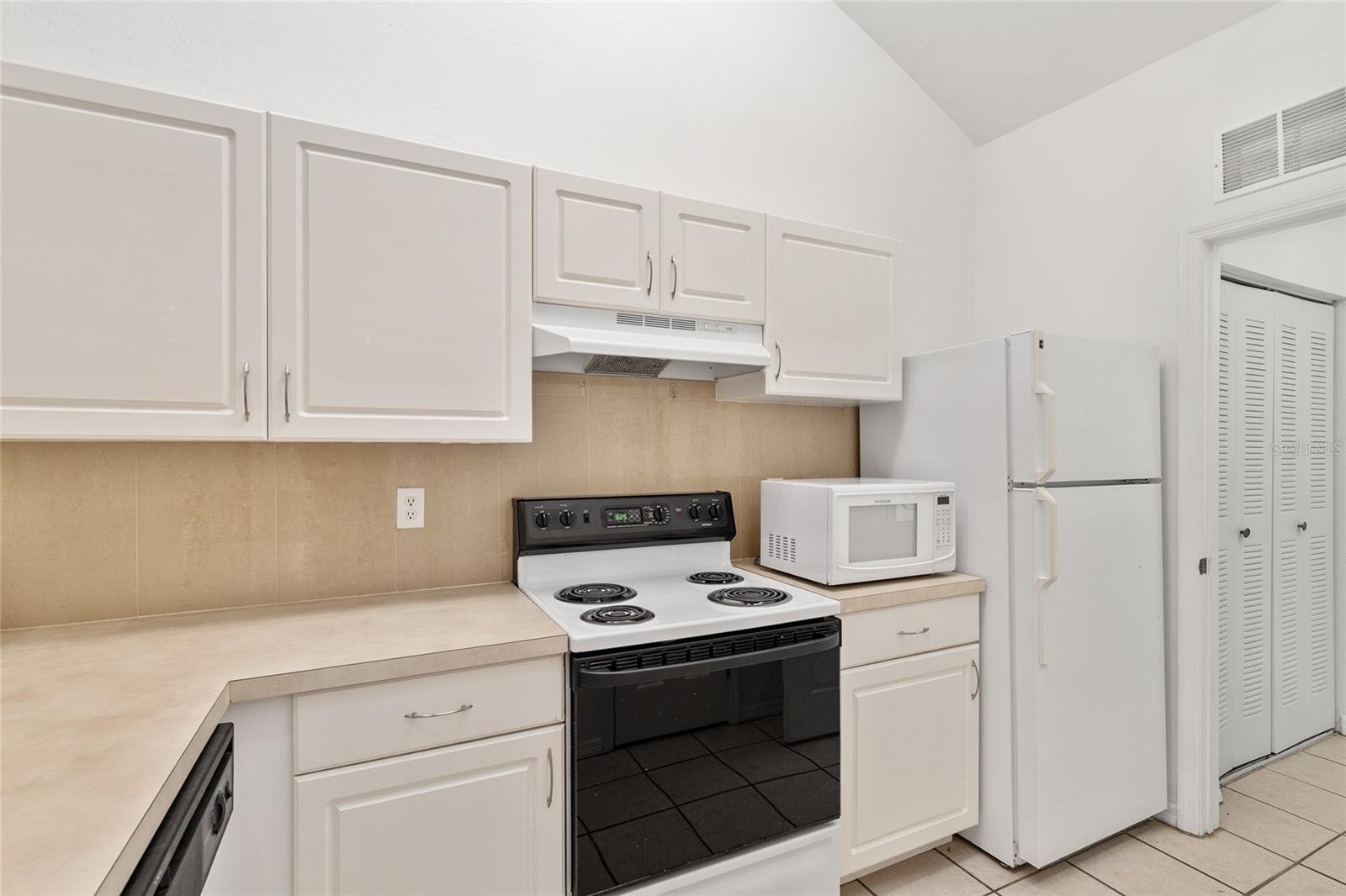 GREENS CONDOS AT WEST END - Residential