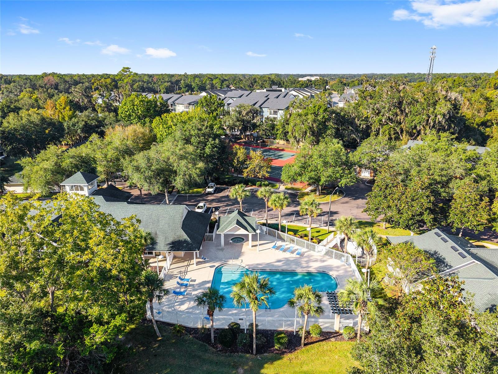 GREENS CONDOS AT WEST END - Residential