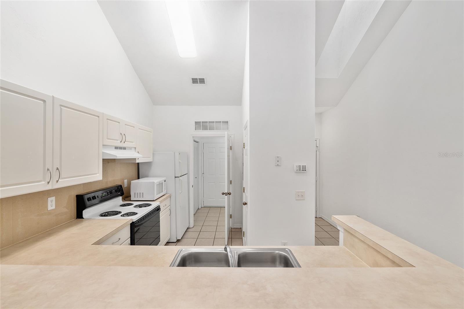 GREENS CONDOS AT WEST END - Residential