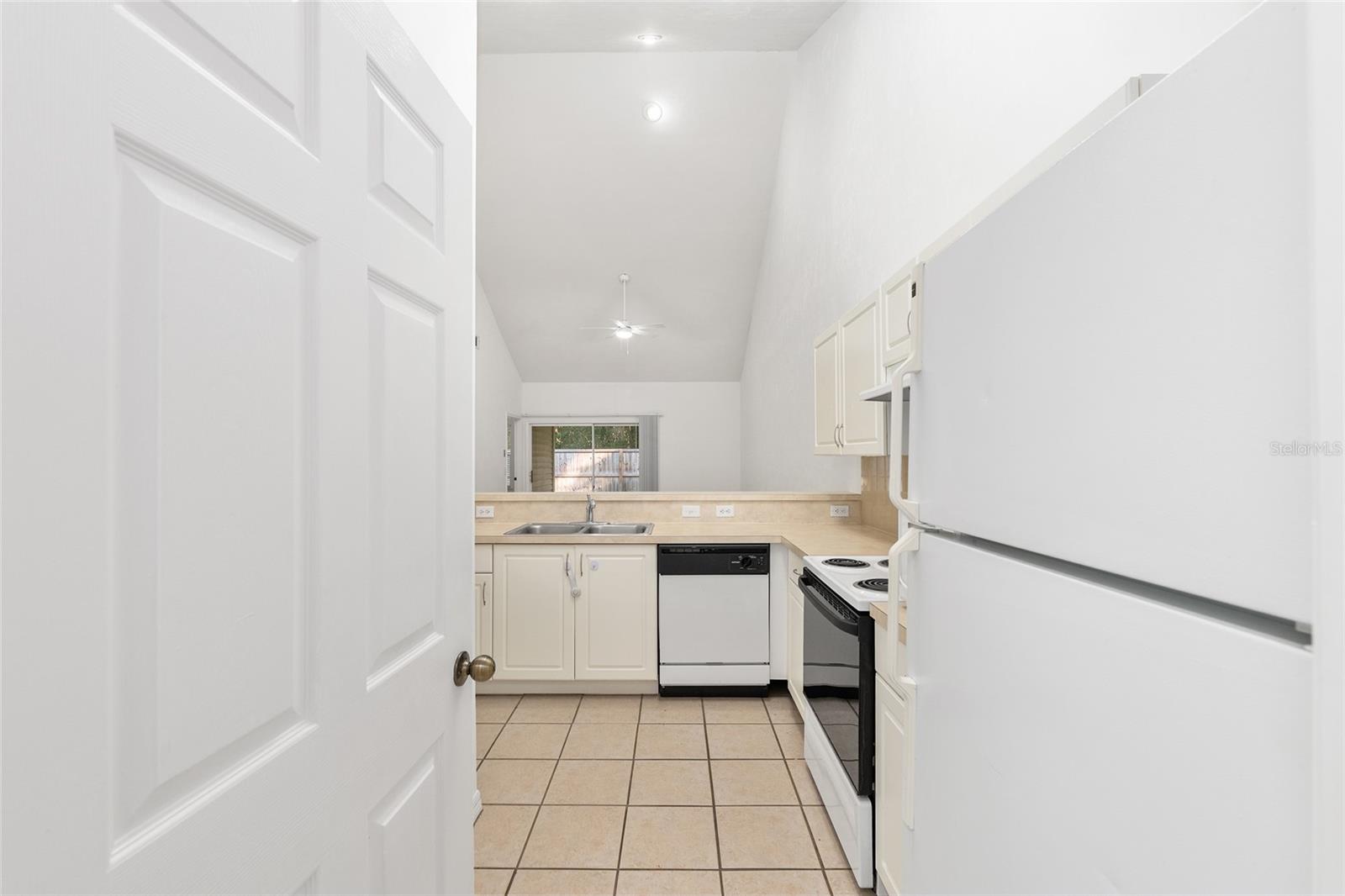 GREENS CONDOS AT WEST END - Residential