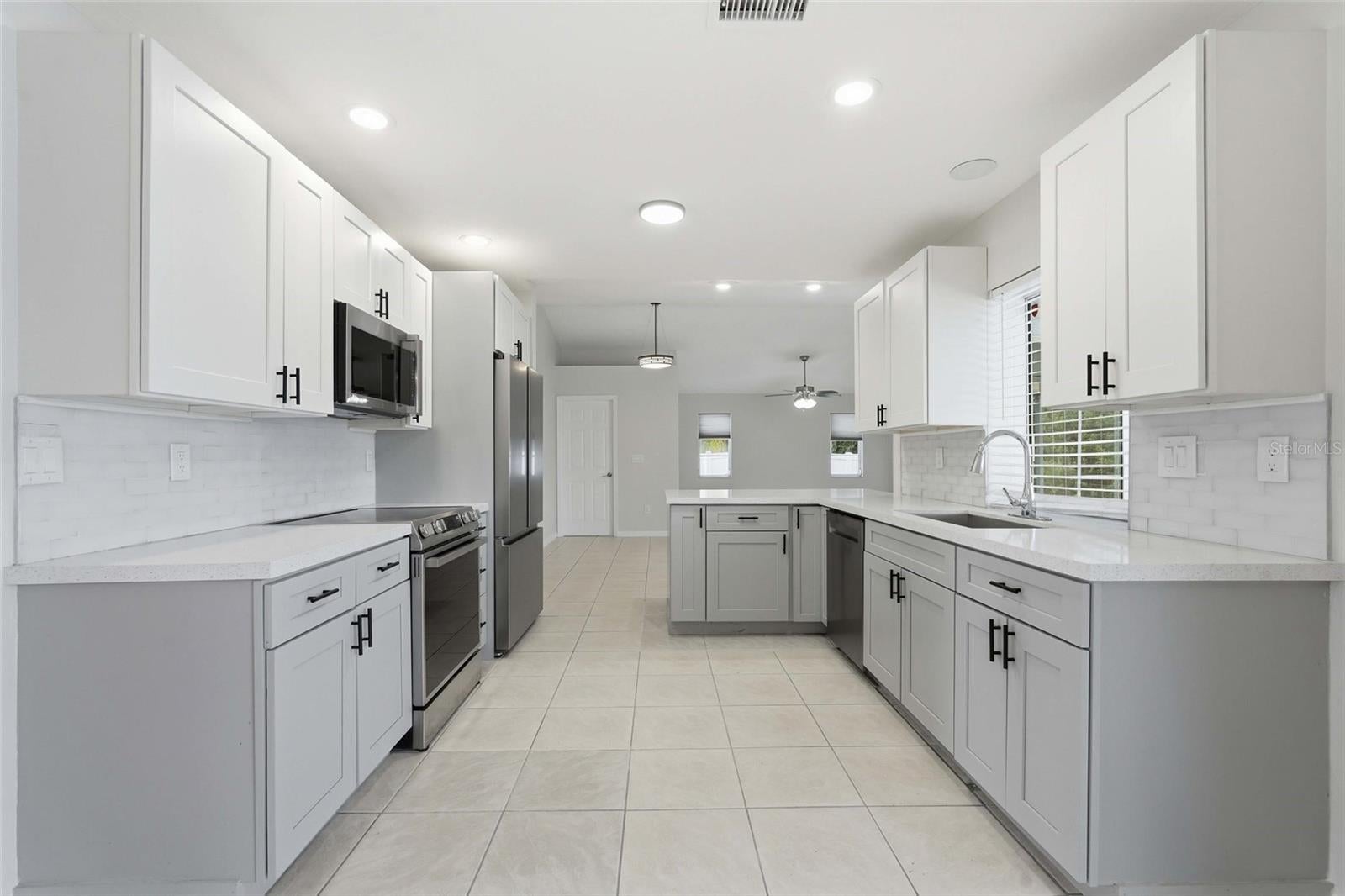 524 SE 8TH PLACE