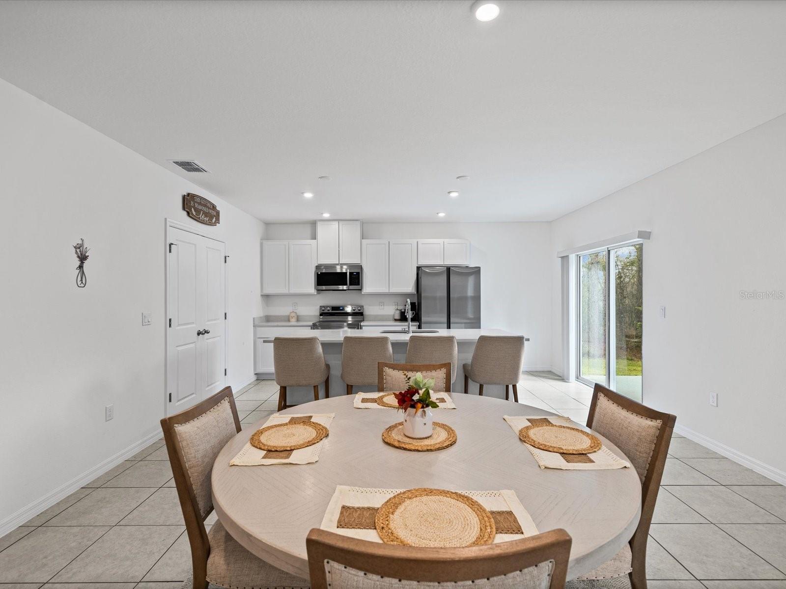 ROYAL HIGHLANDS UNIT 8  - 3360 - Residential