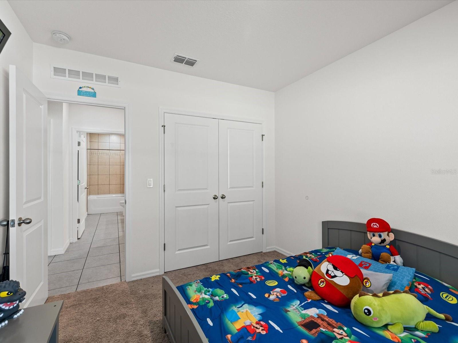 ROYAL HIGHLANDS UNIT 8  - 3360 - Residential