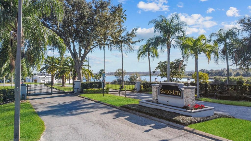 Photo of 67 Royal Palm Drive, Groveland, FL 34736 (MLS # O6404582)