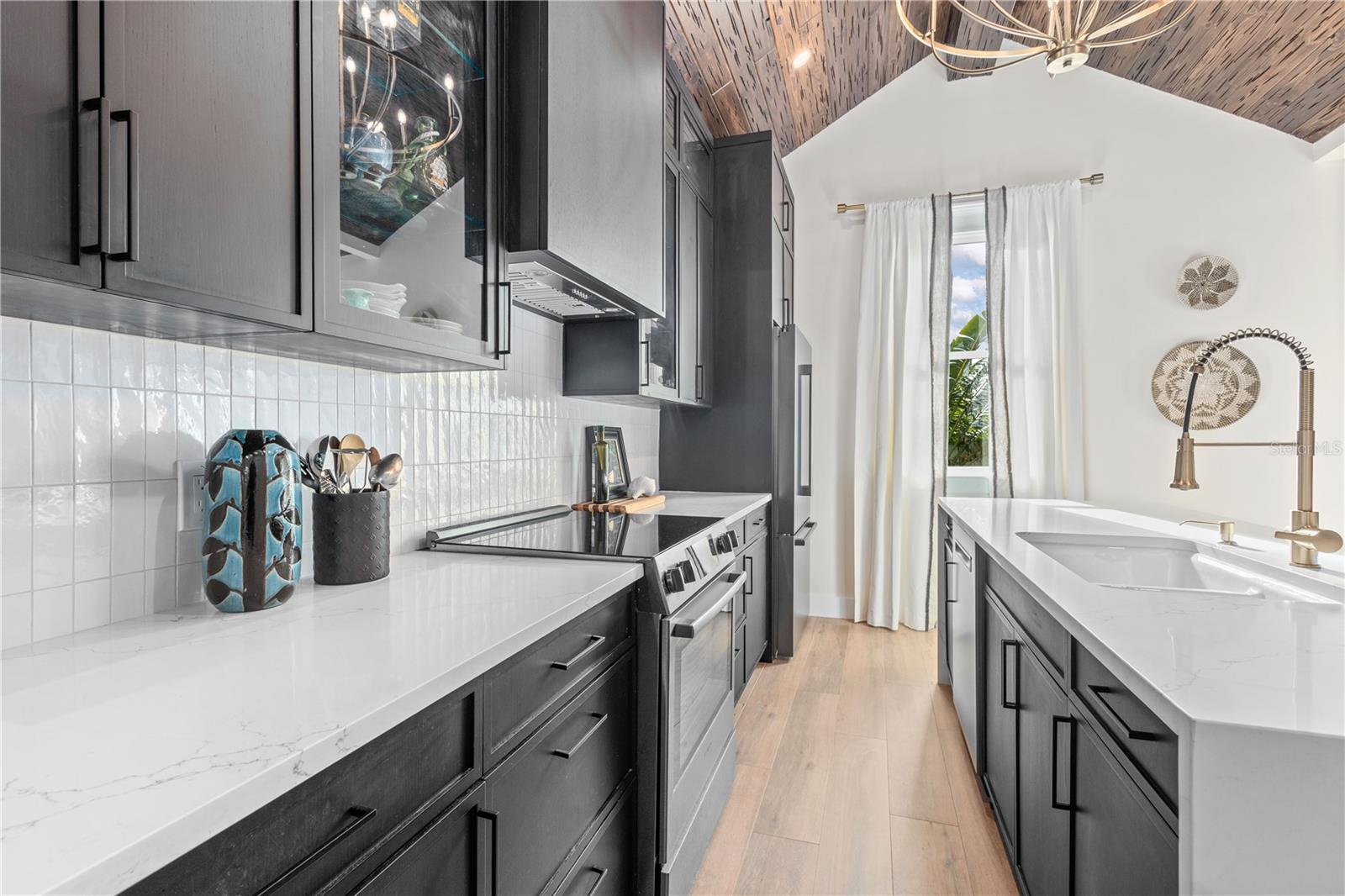 H T GLAZIER - Residential