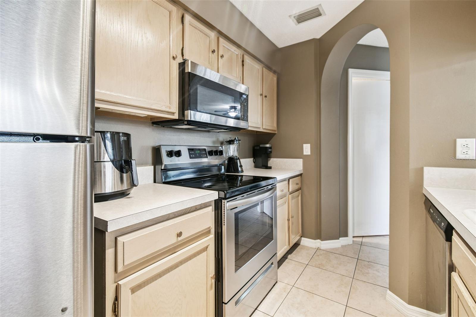 THE TWNHMS AT KENSINGTON PH - Residential