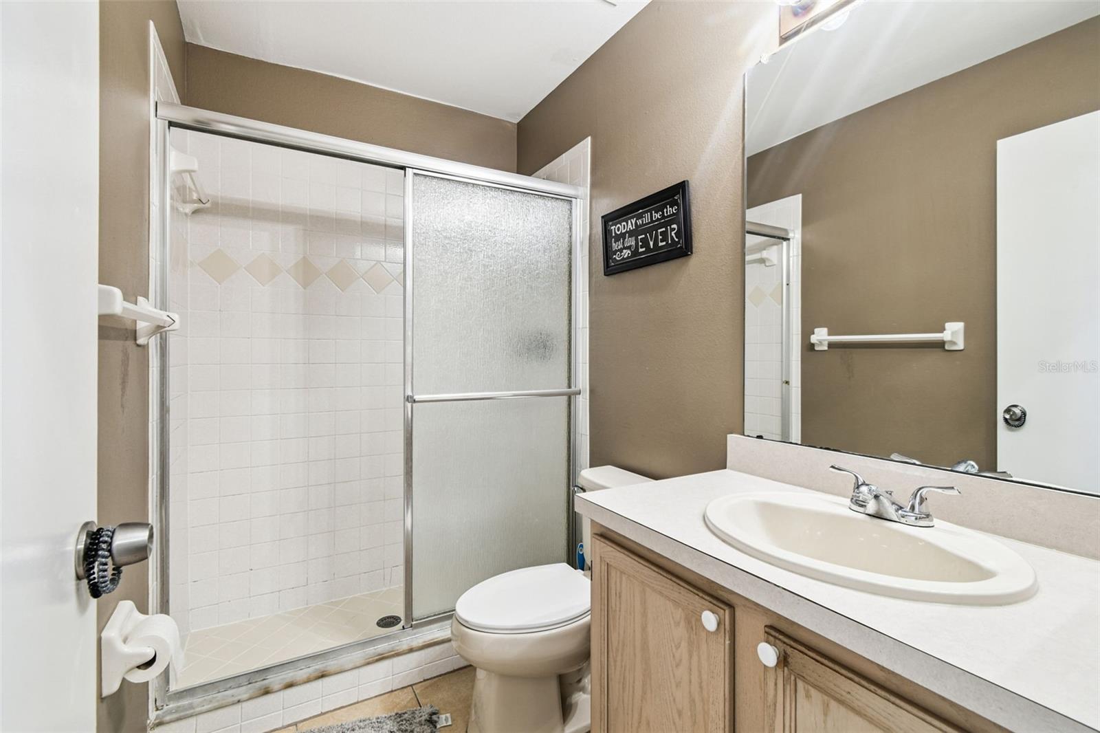 THE TWNHMS AT KENSINGTON PH - Residential