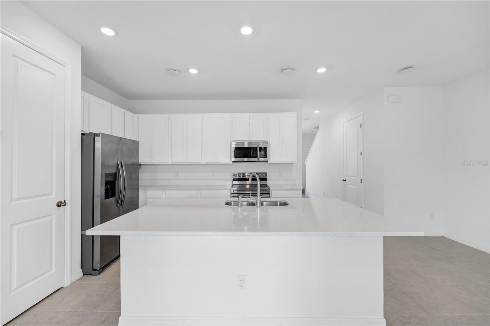ENCLAVE AT FESTIVAL - Residential