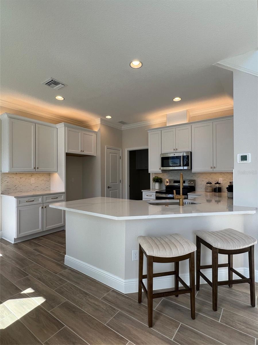 TOWNS AT LONG BAYOU - Residential